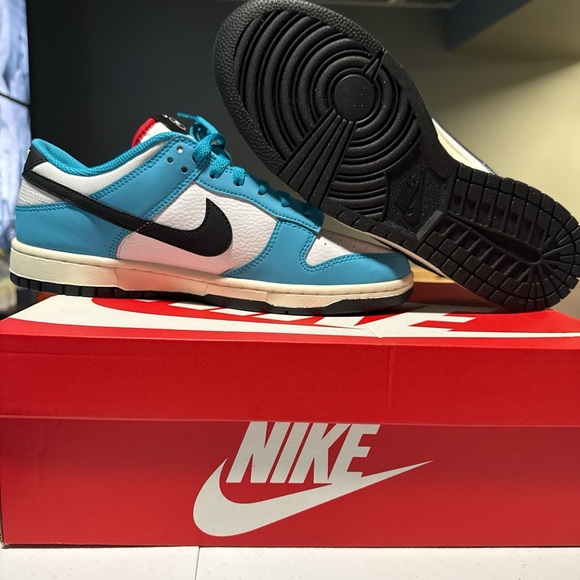 Nike Sneakers in Blue, White, and Black - Picture 2 of 2